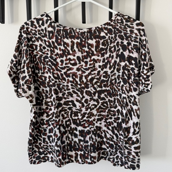 Cabi Leopard Print Tee #3414 - Picture 2 of 4